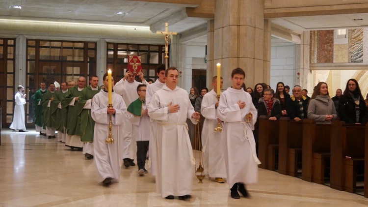 Opłatek Młodych w sanktuarium św. Jana Pawła II