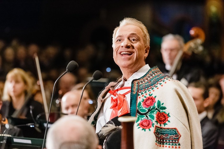 Tychy. Koncert kolęd w wykonaniu "Śląska"