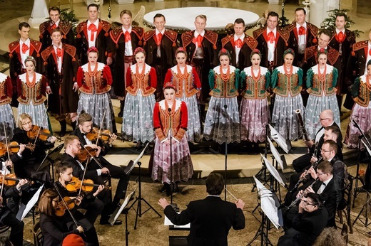 Tychy. Koncert kolęd w wykonaniu "Śląska"