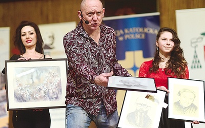 Tradycyjnie aukcję poprowadzi aktor Paweł Burczyk.