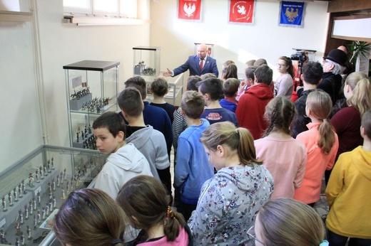 Od Insurekcji Kościuszkowskiej do III Powstania Śląskiego. Wystawa żołnierzyków
