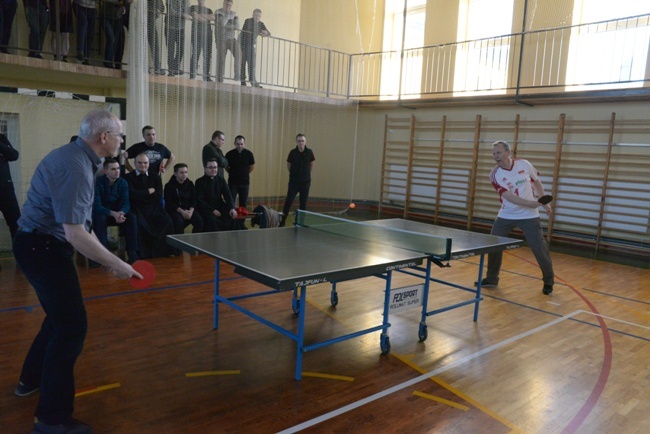 Turniej w ping-ponga w WSD Radom