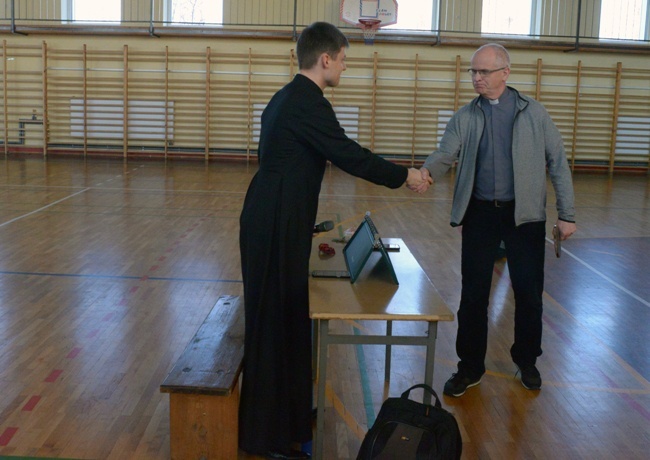 Turniej w ping-ponga w WSD Radom