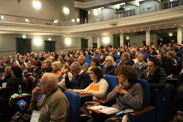 Jak w dzisiejszym w świecie być dobrym chrześcijaninem i uczciwym obywatelem?