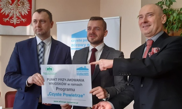 Wojkowice. W Urzędzie Miasta uruchomiono punkt informacyjny programu "Czyste Powietrze"