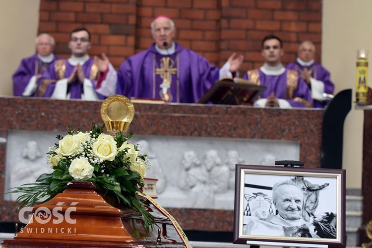 Uroczystości pogrzebowe ks. Stanisława Pasyka