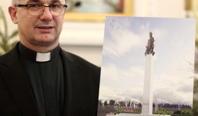 W Radzyminie stanie 3-metrowa figura Matki Bożej Łaskawej