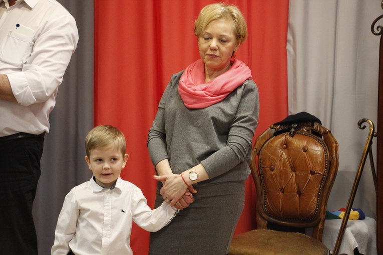 Sochaczew. Dzień Babci i Dziadka w Przedszkolu Świętych Aniołów Stróżów