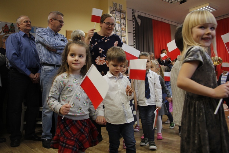 Sochaczew. Dzień Babci i Dziadka w Przedszkolu Świętych Aniołów Stróżów