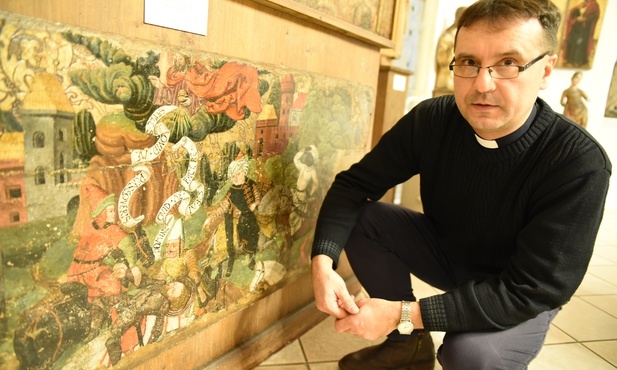 Ks. Pasek opowiada o XVI-wiecznym obrazie z kościoła w Jurkowie k. Czchowa.