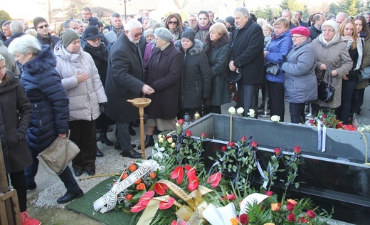 Pogrzeb śp. ks. kan. Marka Kręciocha w Kobiernicach
