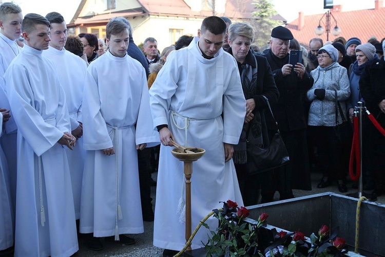 Pogrzeb śp. ks. kan. Marka Kręciocha w Kobiernicach