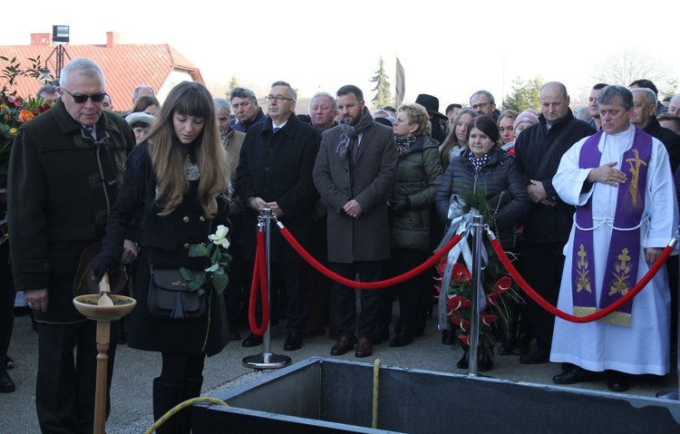 Pogrzeb śp. ks. kan. Marka Kręciocha w Kobiernicach