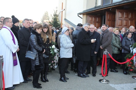 Pogrzeb śp. ks. kan. Marka Kręciocha w Kobiernicach