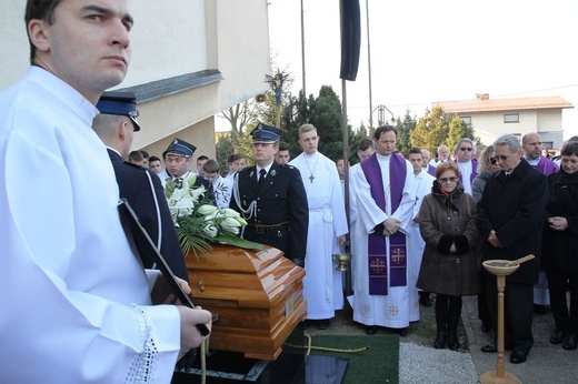 Pogrzeb śp. ks. kan. Marka Kręciocha w Kobiernicach