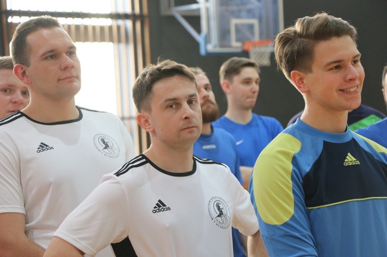 Turniej Wspólnot Chrześcijańskich w piłkę nożną [I DZIEŃ]