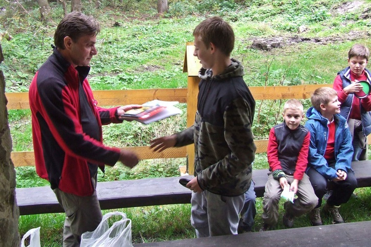 Pisarzowianie na papieskich szlakach ze śp. Bogdanem Pudełko