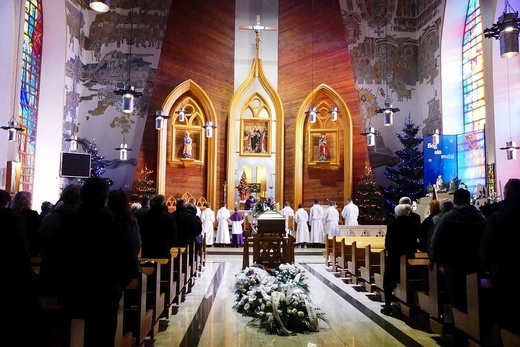 Pogrzeb śp. Bogdana Pudełko w Pisarzowicach