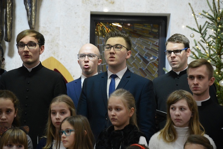 Koncert kolęd w kościele seminaryjnym