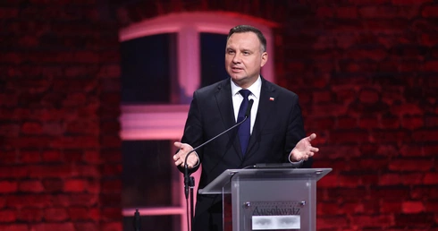 Prezydent: To ksenofobia, rasizm doprowadziły do powstania obozów koncentracyjnych