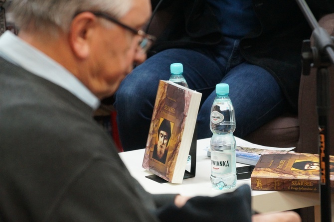 Tychy. Spotkanie z autorem książki  "Szarbel. Droga doskonałości"