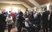 Bp Piotr Greger modlił się w intencji byłych więźniów Auschwitz