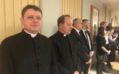 Bp Piotr Greger modlił się w intencji byłych więźniów Auschwitz