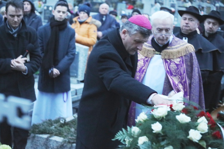 Ostatnie pożegnanie śp. Stefana Jakubowskiego, budowniczego kaplicy na Groniu Jana Pawła II