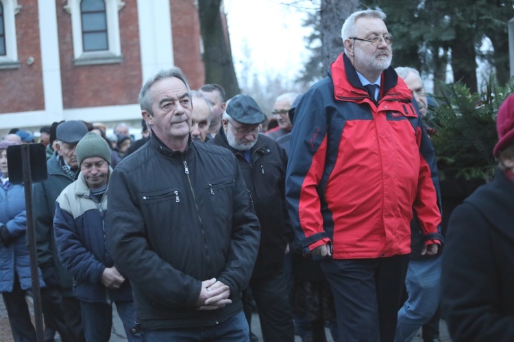 Ostatnie pożegnanie śp. Stefana Jakubowskiego, budowniczego kaplicy na Groniu Jana Pawła II