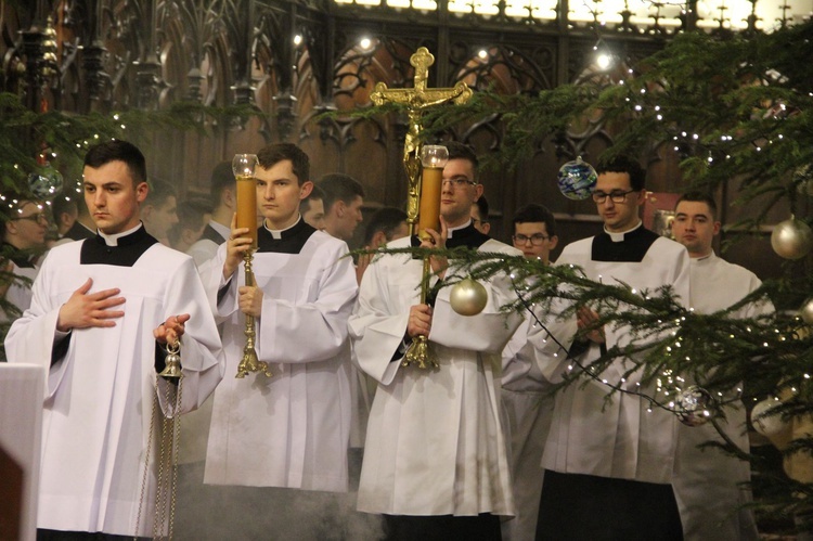 Tarnów. Nowi kanonicy w rocznicę poświęcenia katedry