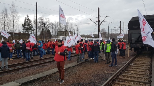 Związkowcy z Sierpnia 80 nie chcą importowanego węgla