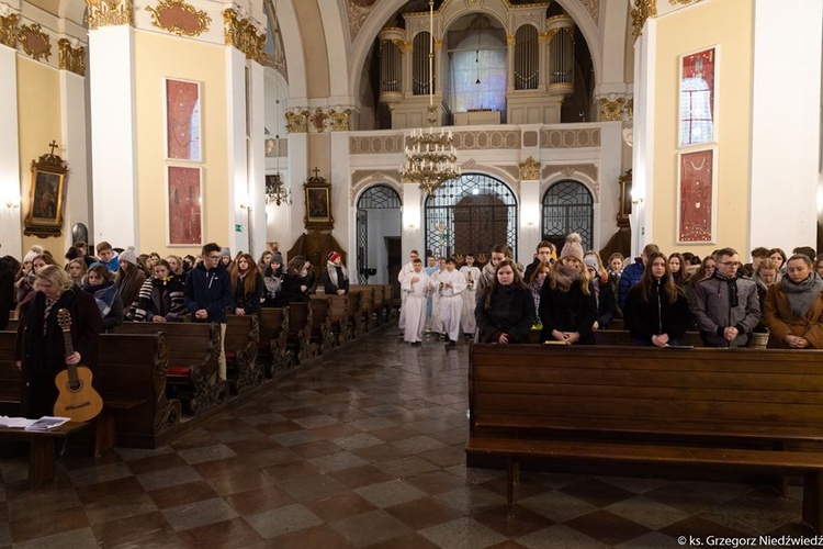 Msza rozesłania uczestników Oazy Rekolekcyjnej Animatorów Ewangelizacji