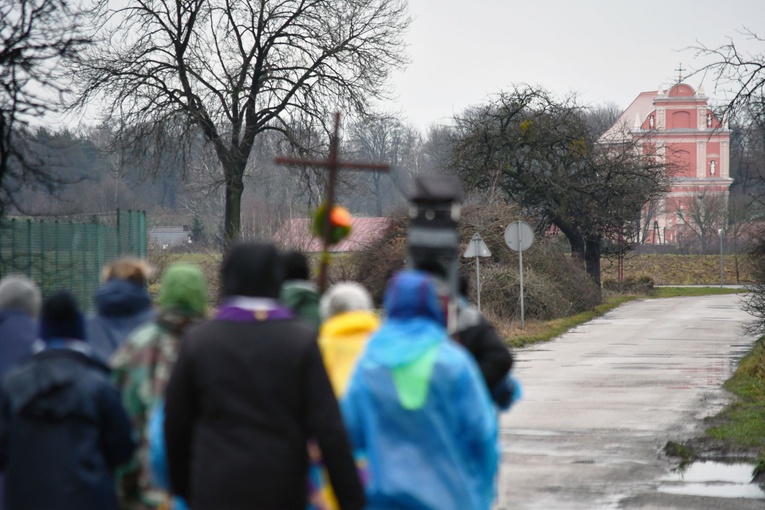 Pielgrzymka piesza z Człopy do Skrzatusza