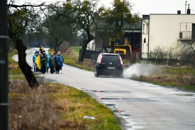 Pielgrzymka piesza z Człopy do Skrzatusza