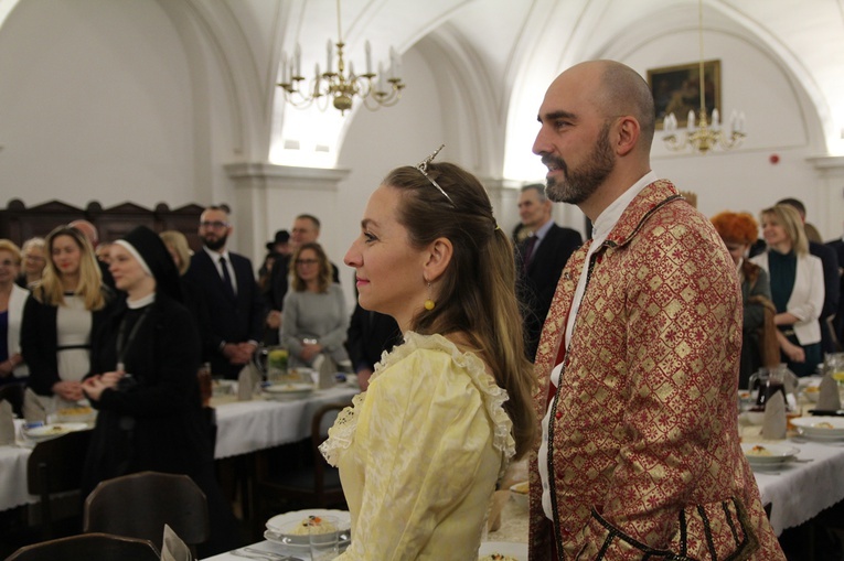 II Charytatywny Bal Karnawałowy u św. Jadwigi w Trzebnicy