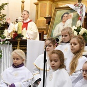 Święta lekarka zagościła na pl. Zbawiciela