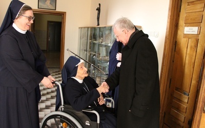 W Dzień Życia Konsekrowanego abp Marek Jędraszewski odwiedził dom generalny Zgromadzenia Sióstr Najświętszej Duszy Chrystusa Pana