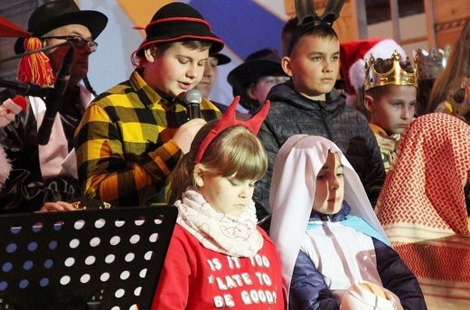 3. Kolędowanie "W Kamesznicy przy Gromnicy" - 2020