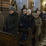 Pielgrzymka osób konsekrowanych do Studzianny