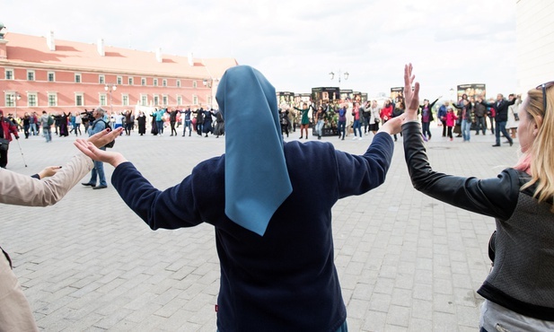 Jak to jest kumplować się z zakonnicą?