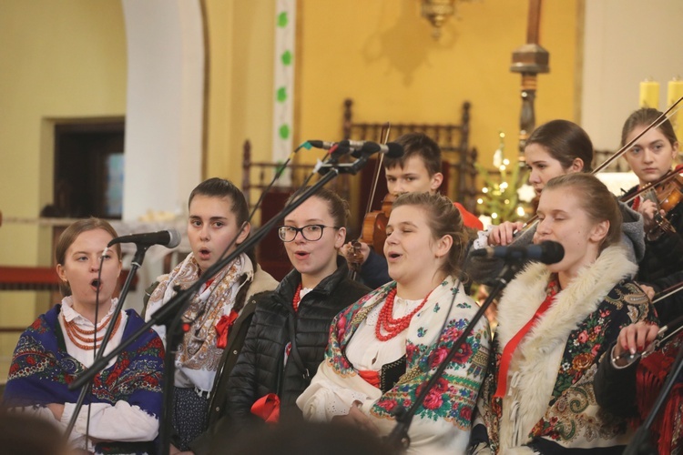 Polsko-słowackie kolędowanie Związku Podhalan w Ujsołach - 2020