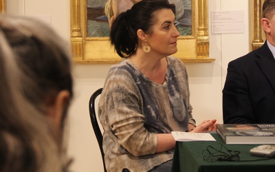Ofertę Muzeum na czas ferii przedstawiała Ilona Pulnar-Ferdjani.