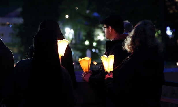 Lourdes: ponad 13 tys. osób wzięło udział w Pielgrzymce Różańca