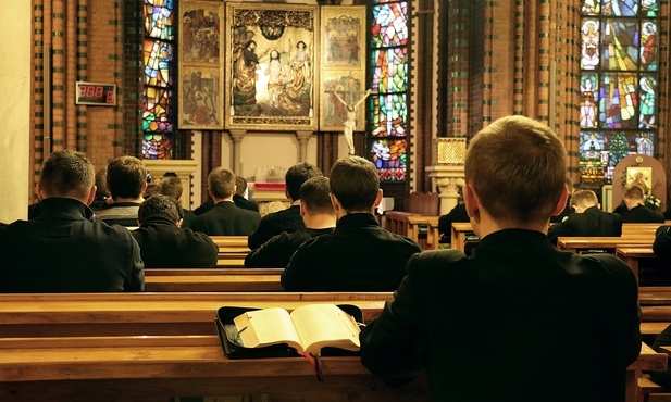 Po tych rekolekcjach nie musisz od razu "iść na księdza"