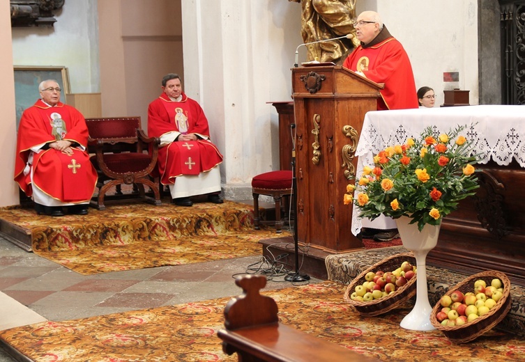 Pachnący jabłkami odpust ku czci św. Doroty