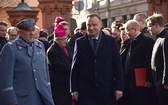 Prezydent RP odsłonił pamiątkowe tablice w Pucku cz. 1