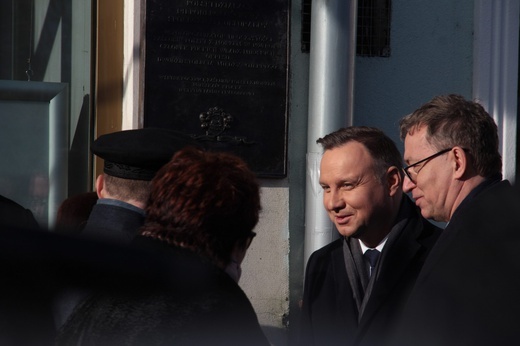 Prezydent RP odsłonił pamiątkowe tablice w Pucku cz. 2