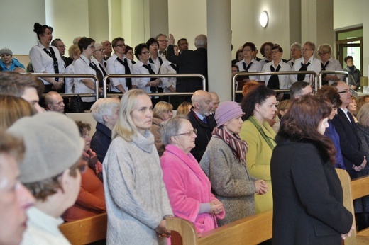 Rybnik - abp Skworc w szpitalu w Światowy Dzień Chorego