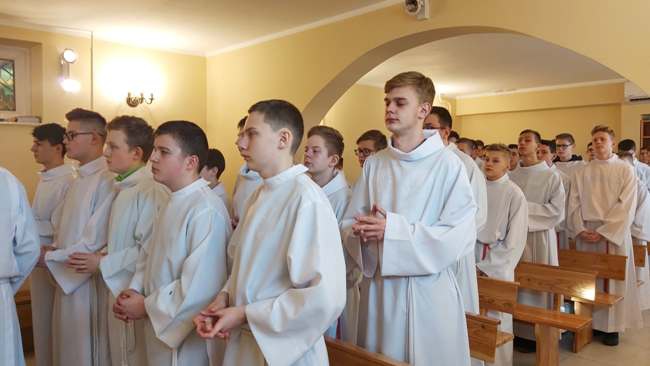 Młodzi lektorzy