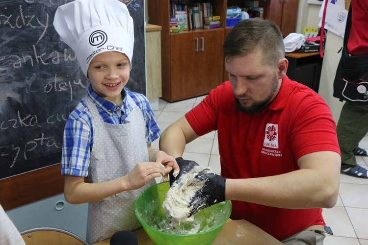 Nowa kuchnia w Klubowym Centrum Aktywności Dzieci i Młodzieży Caritas